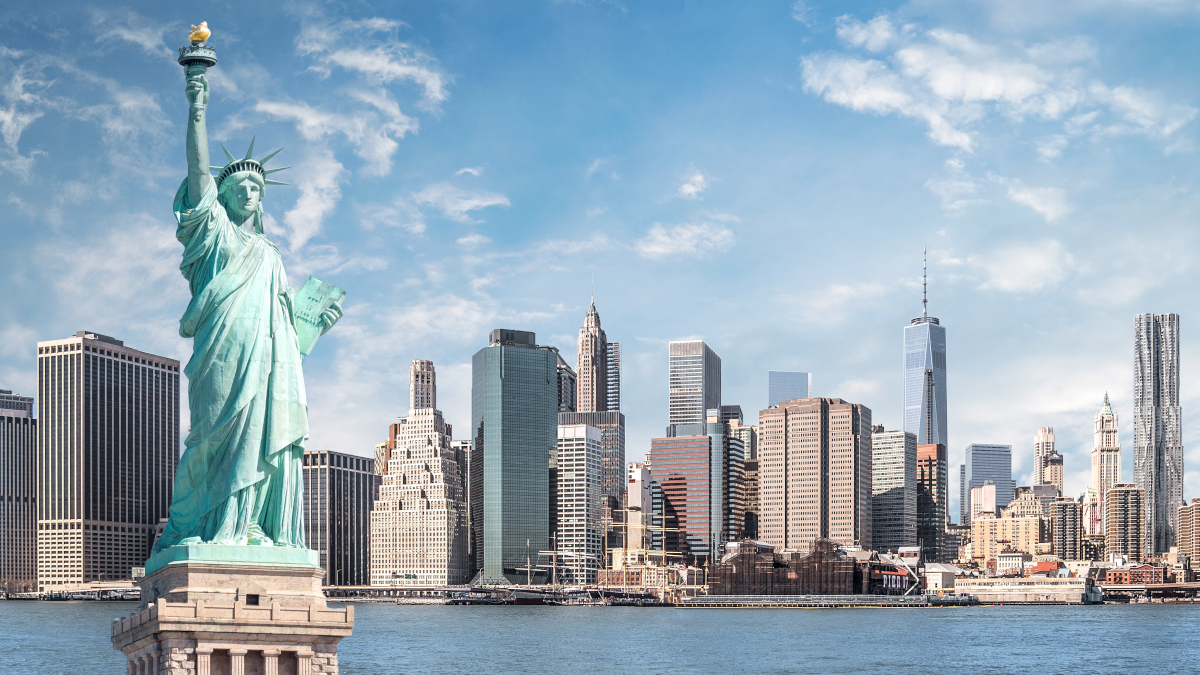 The statue of Liberty, Landmarks of New York City