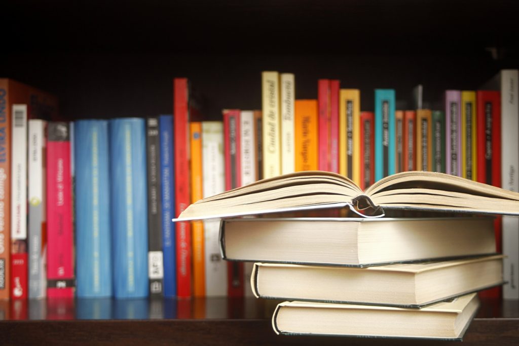 5 essential leadership reads to prep for 2022 success